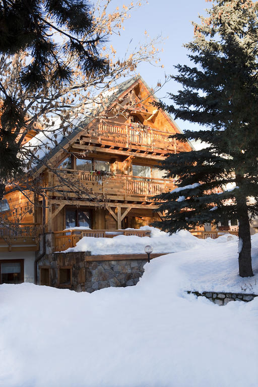 Mounier Hotel